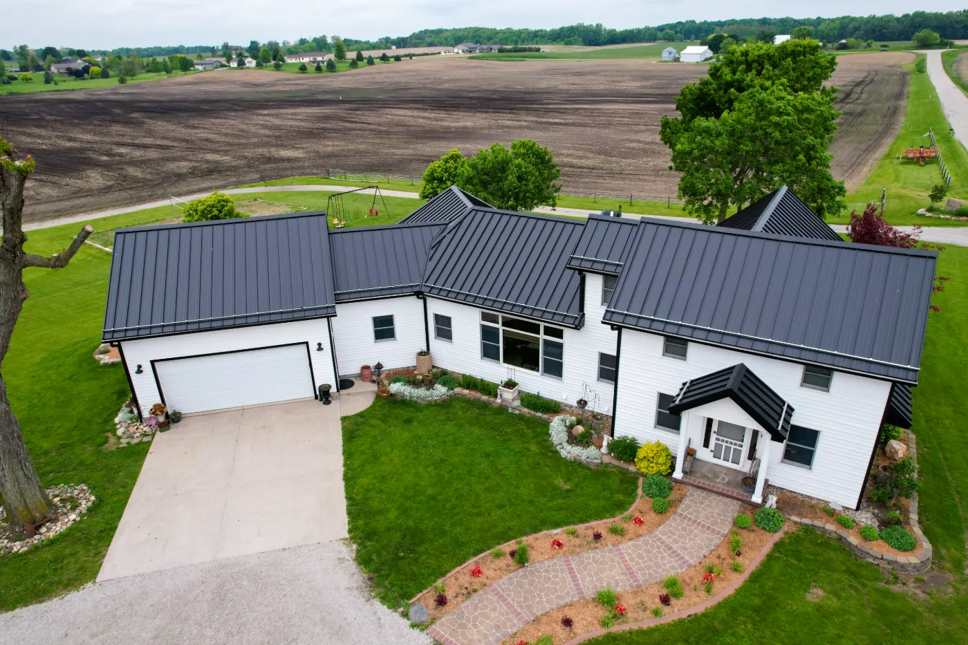 Manufacturer-certified roof installation in Arcadia